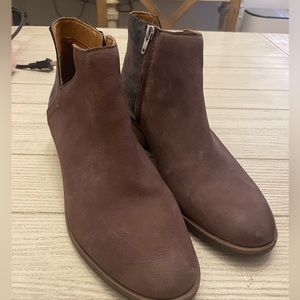 New Frye and Company booties